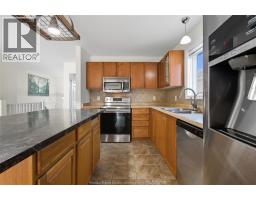 1039 CLOVER - 8