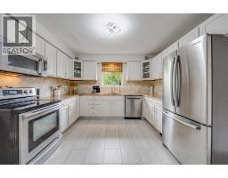 501 GREEN VALLEY DRIVE - 12