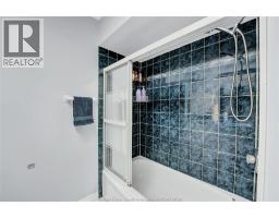 1391 FULLER CRESCENT - 16