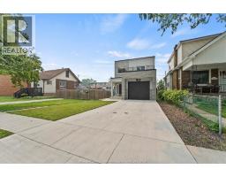 1565 GLADSTONE AVENUE - 3