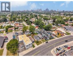 1588 Tecumseh ROAD West - 26