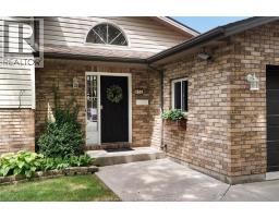 951 WRIDE AVENUE - 3