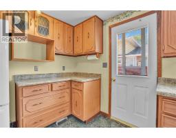 9703 MELVILLE - 10