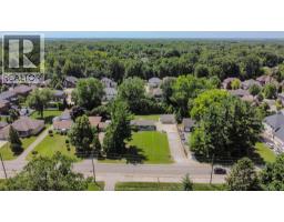 1242 Reaume ROAD - 38