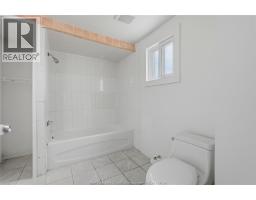 521 BROCK STREET - 12