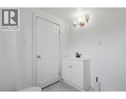 521 BROCK STREET - 13