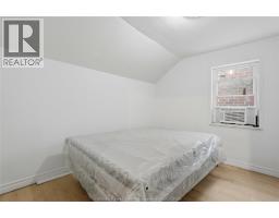 521 BROCK STREET - 17