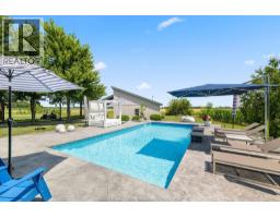 1099 WALLS ROAD - 42