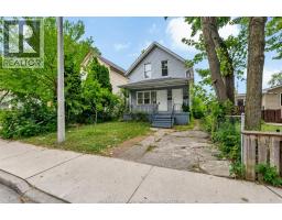 418 CARON AVENUE - 1
