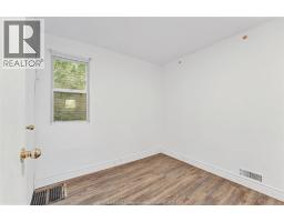 418 CARON AVENUE - 12