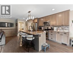 255 MAXWELL CRESCENT - 11