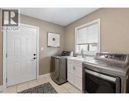 255 MAXWELL CRESCENT - 13