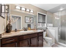 255 MAXWELL CRESCENT - 15
