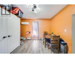 13 HALL STREET North - 12