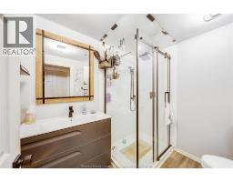 13 HALL STREET North - 15