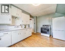 13 HALL STREET North - 31