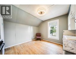 13 HALL STREET North - 33