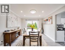 2405 ROXBOROUGH BOULEVARD - 12