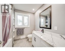 2405 ROXBOROUGH BOULEVARD - 36