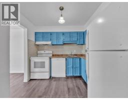 3950 WYANDOTTE STREET EAST UnitNo. 505 - 9
