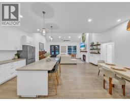 1465 UNION AVENUE - 14