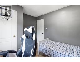 936 NORTH TALBOT ROAD - 16