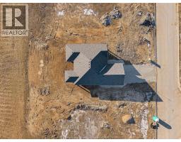 53 GRAF STREET - 24