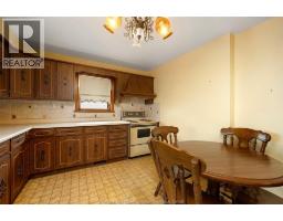 1639 LANGLOIS AVENUE - 17