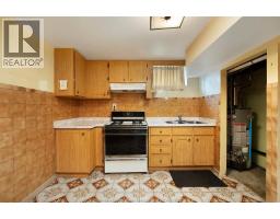 1639 LANGLOIS AVENUE - 23
