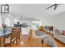 1039 SILVERDALE - 13