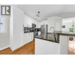 1039 SILVERDALE - 15