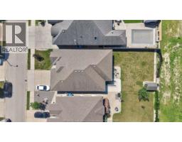 3945 ZANZIBAR CRESCENT - 45