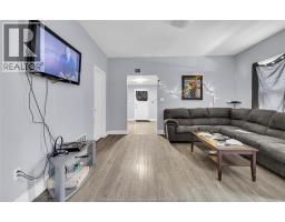 294 LOUIS AVENUE - 16