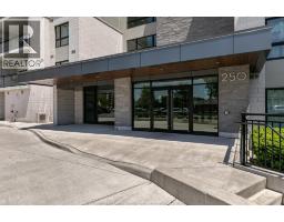 250 MANNING UnitNo. 306 - 4