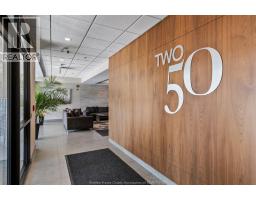 250 MANNING UnitNo. 306 - 8