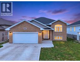 1157 ASPEN RIDGE CRESCENT - 1