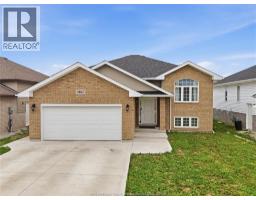 1157 ASPEN RIDGE CRESCENT - 2