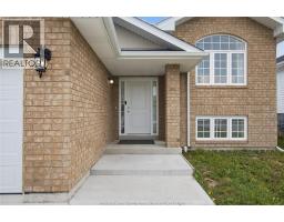 1157 ASPEN RIDGE CRESCENT - 7