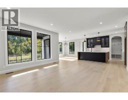 361 MARLA CRESCENT - 10