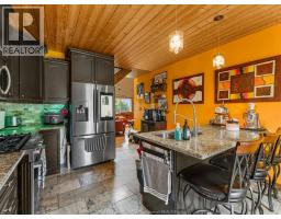 19037 LAKESIDE DRIVE - 31