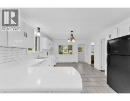 578 BROCK STREET - 12