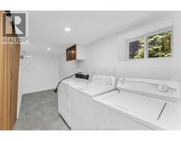 578 BROCK STREET - 24