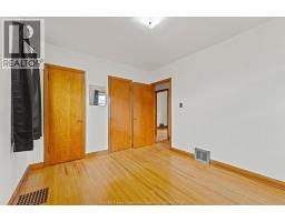 1226 SURREY DRIVE - 14