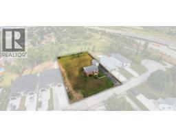 1226 SURREY DRIVE - 31