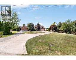 2116 FRONT ROAD North - 2
