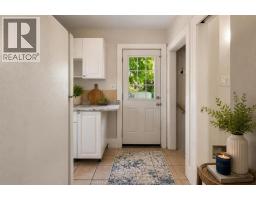 1054 Josephine - 12