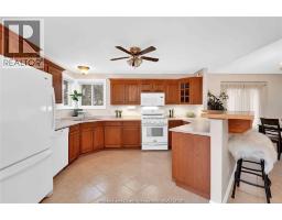 831 LAWNDALE - 9