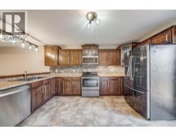 11916 BOULDER CRES. - 13