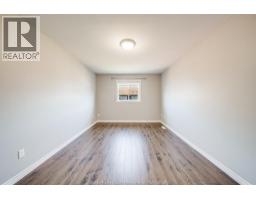 11916 BOULDER CRES. - 27