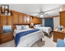881 COUNTY ROAD 50 East - 39
